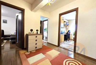 Apartament cu 4 camere decomandat, mobilat în Decebal - 5