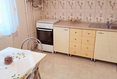 Apartament cu 3 camere decomandat în Sebeș - 9