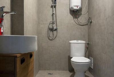 Spațiu comercial, de 70 mp, în Central - 6