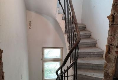 Casă individuală cu 20 camere cu Canalizare în Primăverii - 15