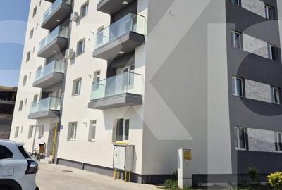 Apartament cu 3 camere decomandat în Mioveni