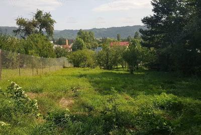 Casă cu Teren 2017 Mp în Breaza - 13