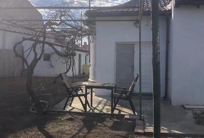 Casă cu 4 camere cu Teren 420 Mp în Central - 3