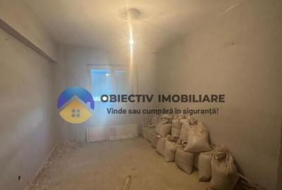 Apartament 3 camere/ 1 Mai / etaj 1 - 15