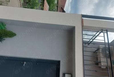 Casă cu 6 camere cu Teren 700 Mp în Aranghel - 7