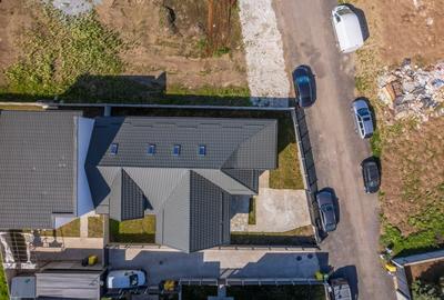 Casă individuală cu 8 camere decomandat cu Canalizare în Domnești - 23