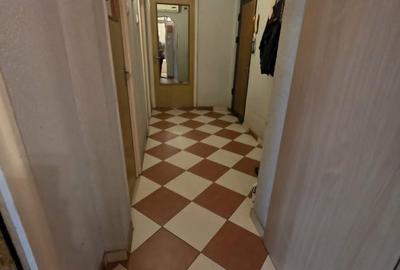 Apartament cu 2 camere decomandat în Văcăresti - 19