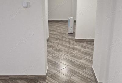 Casă cu 6 camere cu Teren 220 Mp în Central - 2