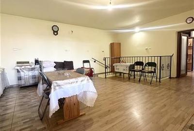 Casă individuală cu 5 camere cu Canalizare în Central - 31