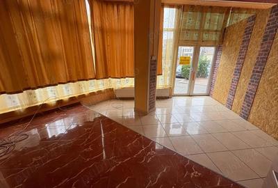 Dau in chirie spatiu comercial in Oradea, zona Rogerius str. I Cantacuzino 75 mp pret 10 Eur mp - 3