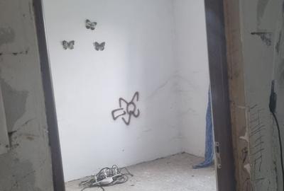 Casă cu 4 camere în Central - 1