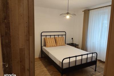 Apartament cu 3 camere decomandat în Central - 1