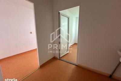 Spațiu comercial, de 78 mp, în Central - 6