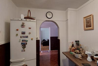 Apartament cu 4 camere decomandat, mobilat în Alexandru cel Bun - 8