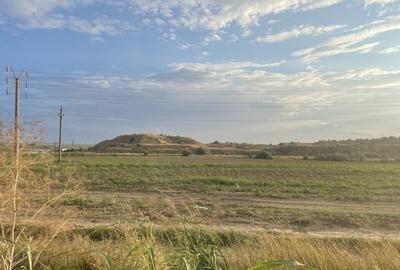 Vand teren 5 mii mp  deschidere DN - 13