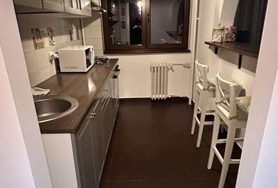 Apartament cu 2 camere semidecomandat în Tudor Vladimirescu