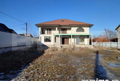 Casă cu 6 camere cu Teren 2000 Mp în Rădăuți - 15