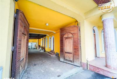 Spațiu comercial, de 566 mp, în Central - 14