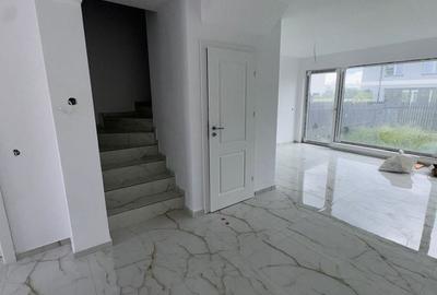 Apartament cu 3 camere decomandat în Central - 8
