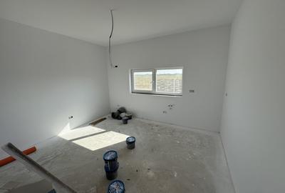 3 CAMERE, DESPARTIT PRIN C.T , SUPRAFATA GENEROASA - 2