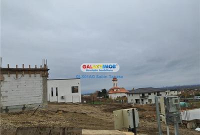 De vanzare  teren intravilan  3800 mp in Calinesti , jud Arges - 2