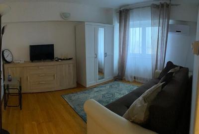 Garsoniera Centrul-Civic,etaj intermediar,69900 Euro
