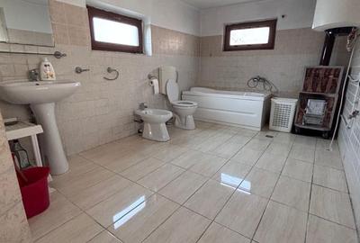 Casă cu 4 camere în Câmpuri - 3