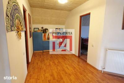 Casă cu 4 camere cu Teren 18.5 Mp în Coltău - 1