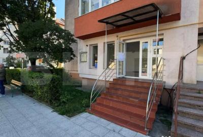 Spațiu comercial, de 80 mp, în Central - 2