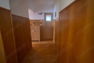 Inchiriez apartament 3 camere - 5
