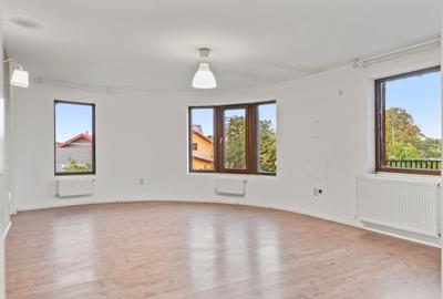 Vilă eleganta, suprafata utila 200 mp, teren 763 mp, Tărtășești - 25