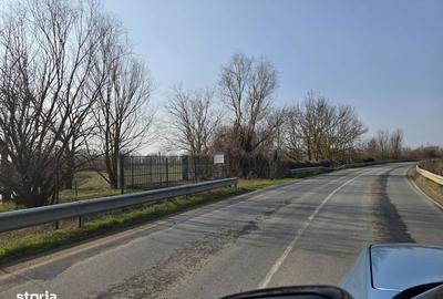 Teren de 30600 mp, în Sacoșu Turcesc - 2