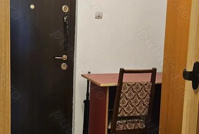 Garsonieră în zona Tractorul, cod 8232 - 6