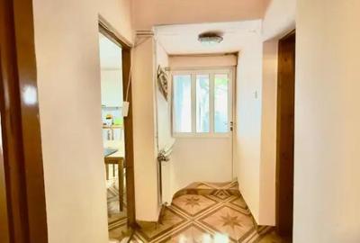 Apartament cu 4 camere decomandat în Centrul Civic - 1