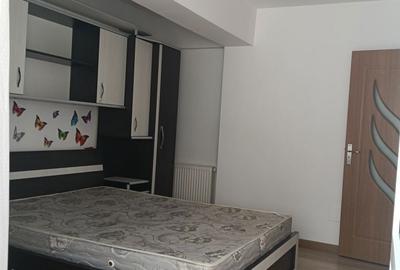 Garsonieră decomandată în Paltin