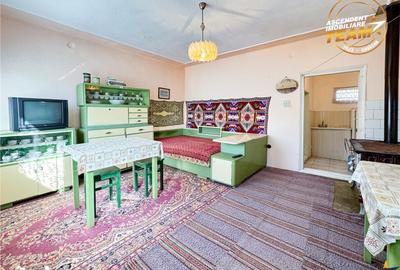 Casă cu 3 camere cu Teren 700 Mp în Zagon - 12