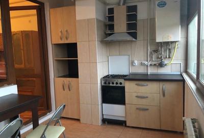 Apartament cu 2 camere decomandat în Central - 2