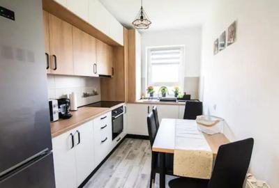 Apartament 2 camere inchiriat Avantgarden faza 4 - 5