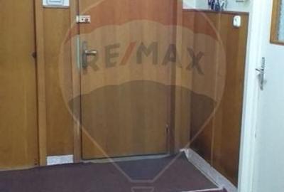 Apartament cu 4 camere la etajul 1 de vanzare in zona Iosia - 3