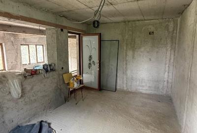 Casă individuală cu 5 camere cu Teren 2500 Mp în Pângărați - 9