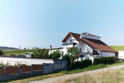 Casa cu 4 camere - 15