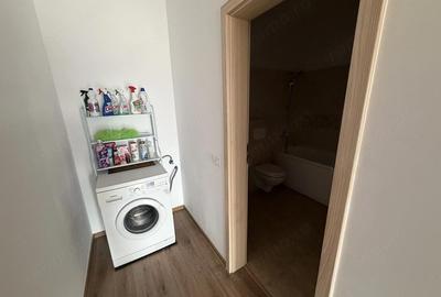 Apartament cu 2 camere semidecomandat în Dumbrăvița