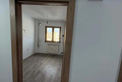 Apartament cu 3 camere decomandat în Calea București - 4