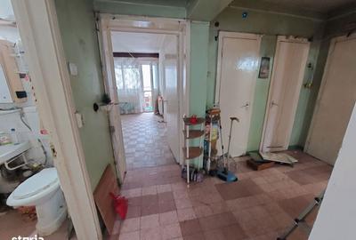 Apartament cu 4 camere decomandat în Aleea Trandafirilor - 7