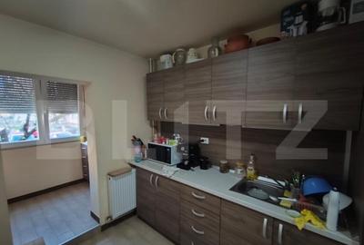 Apartament de vanzare, cu 4 camere, 80 mp, zona Calea Aradul - 8