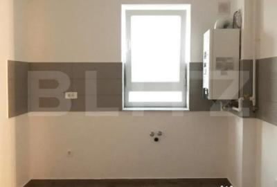 Apartament cu 2 camere decomandat în Tractorul - 8