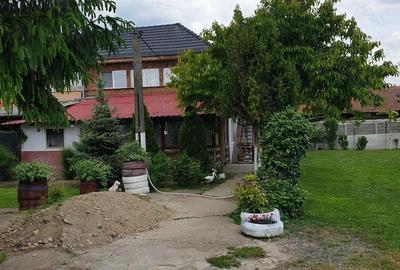 Vind casa in comuna Varias la 40 km de Timi?oara - 1