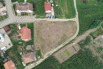 Teren de 2100 mp, în Exterior Vest - 4