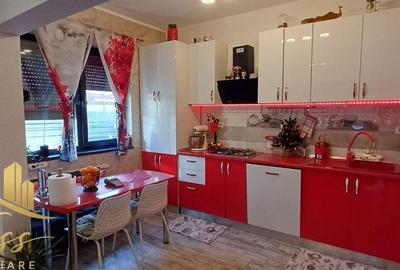 Casă cu 4 camere în Central - 6