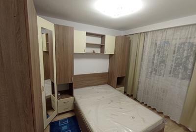 Apartament cu 2 camere semidecomandat în Berceni - 9